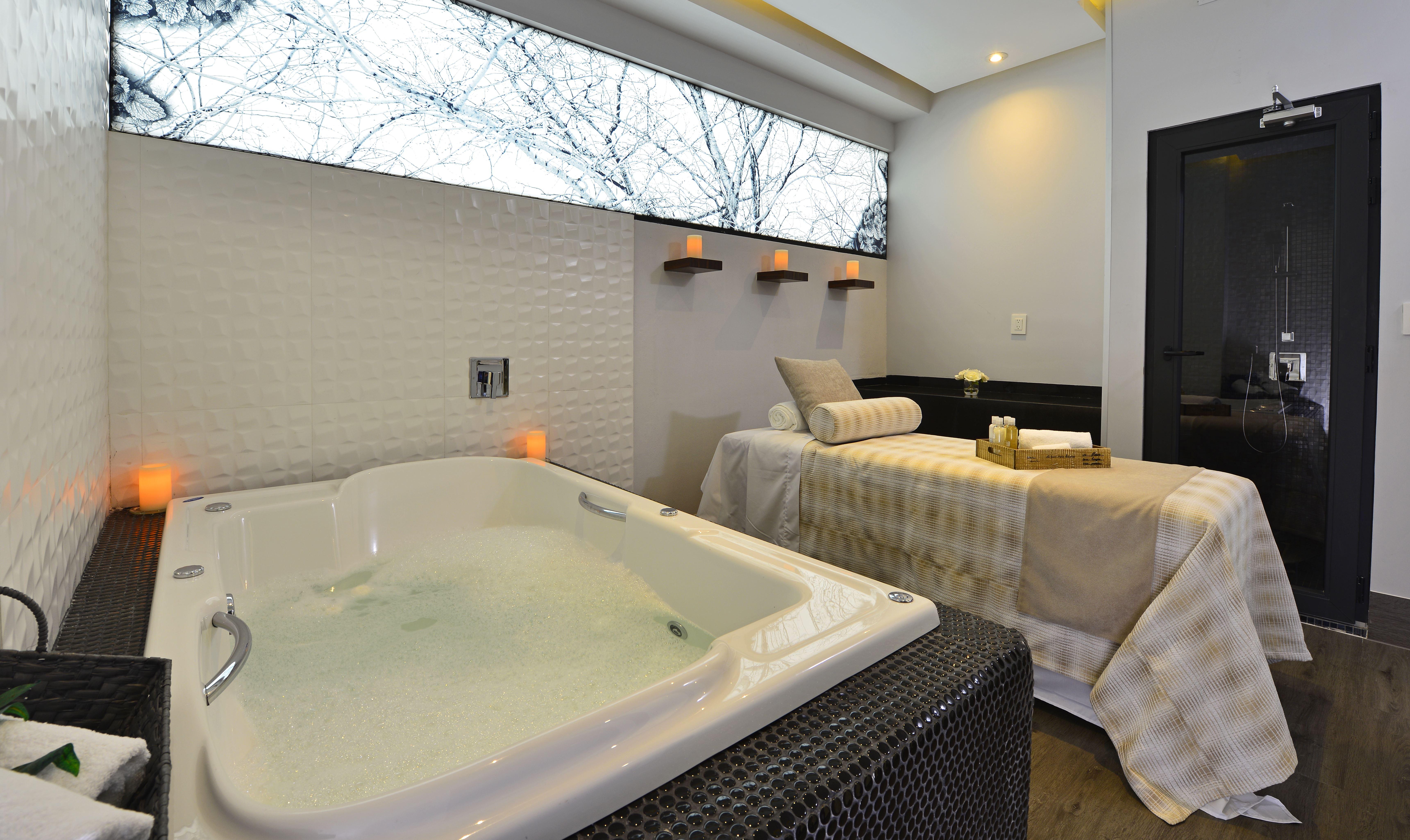 Baruk Guadalajara Hotel De Autor المظهر الخارجي الصورة A modern spa