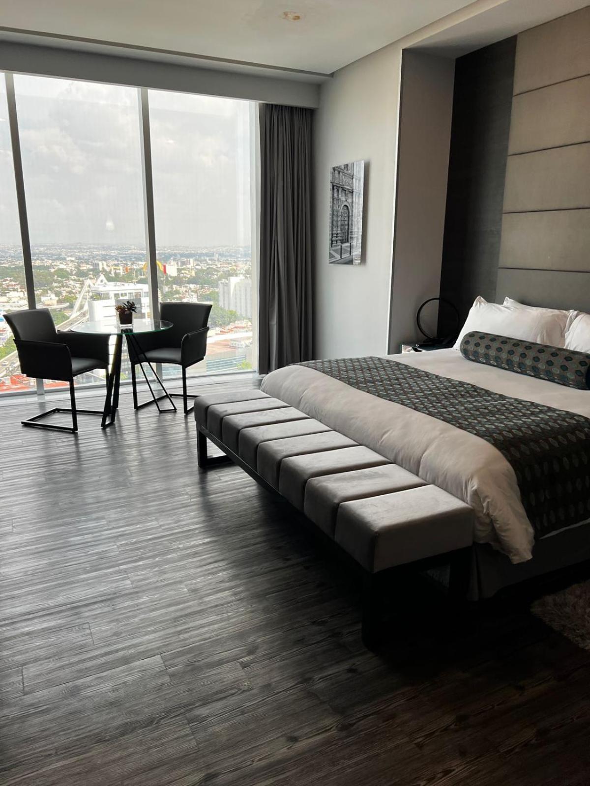 Baruk Guadalajara Hotel De Autor المظهر الخارجي الصورة A guest room at the hotel