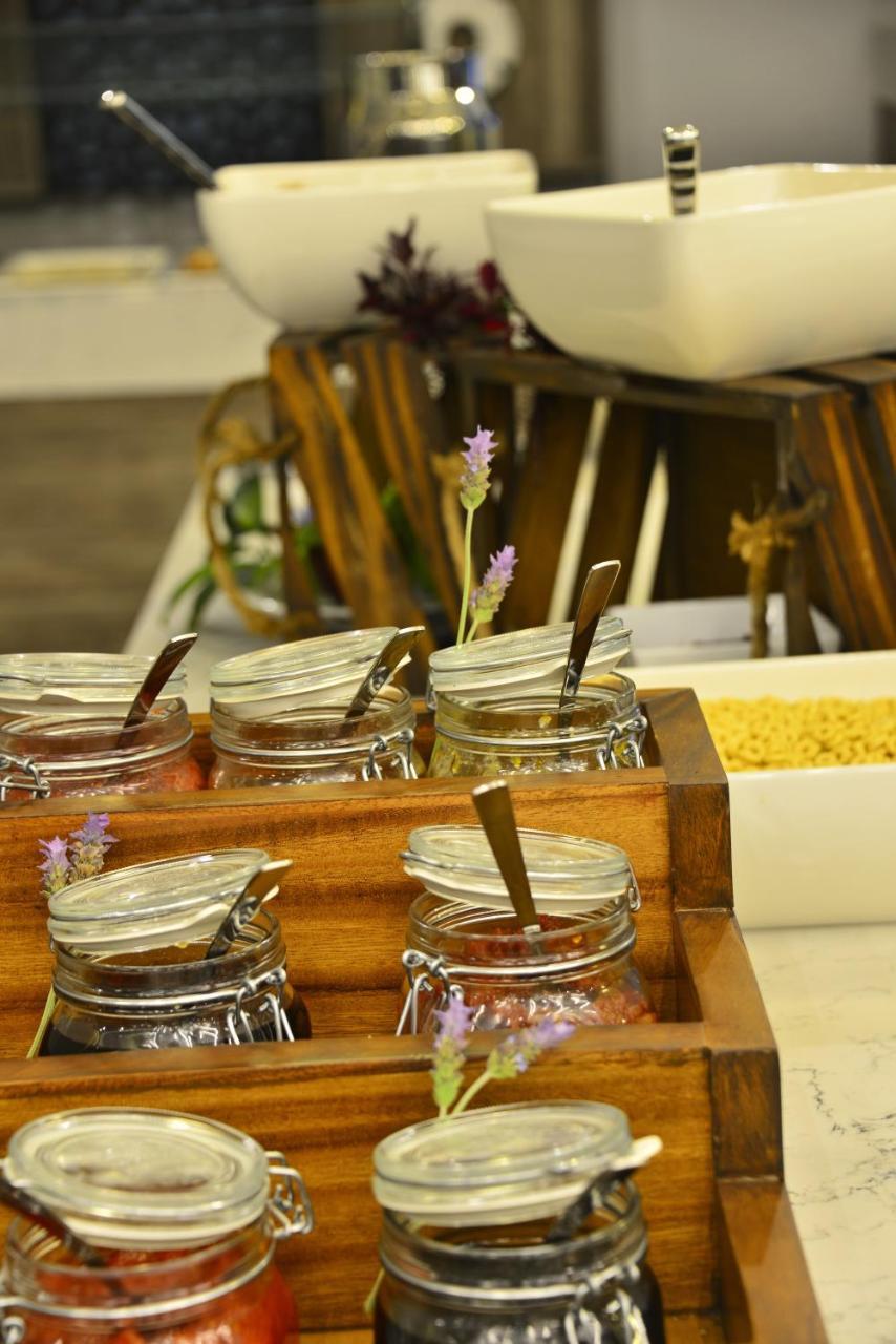 Baruk Guadalajara Hotel De Autor المظهر الخارجي الصورة A selection of jams